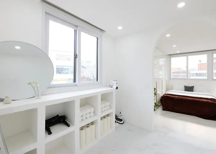 180sqm 3r 2b Hongdae Area 4*