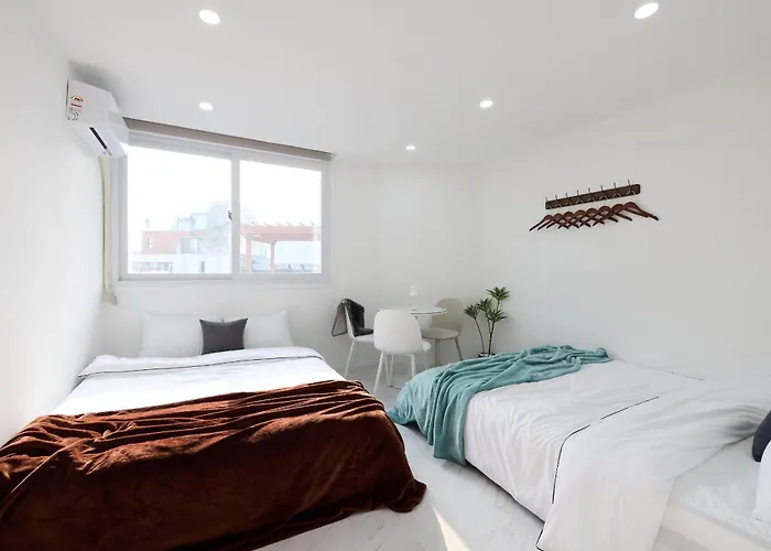 180sqm 3r 2b Hongdae Area